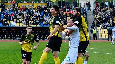 Футбольный клуб «Челябинск» выиграл нелогичный матч у «Волги»