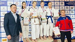 Сестры-двойняшки из Челябинска могут стать звездами боевых единоборств