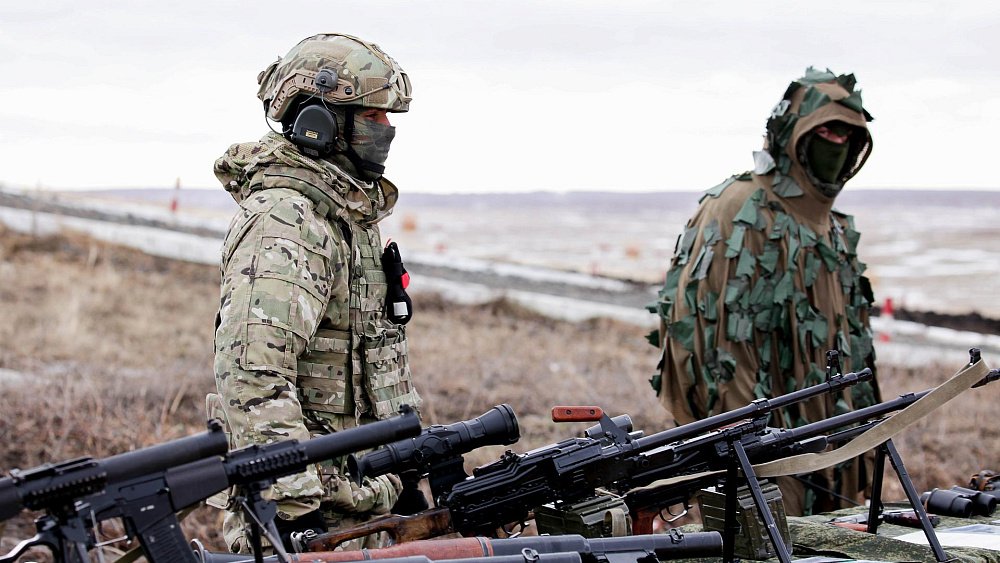 Минсоц опроверг проведение выплат участникам СВО ко Дню Победы