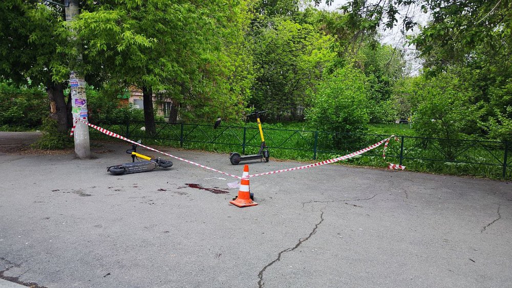 В Челябинске 12‑летний самокатчик сбил пешехода