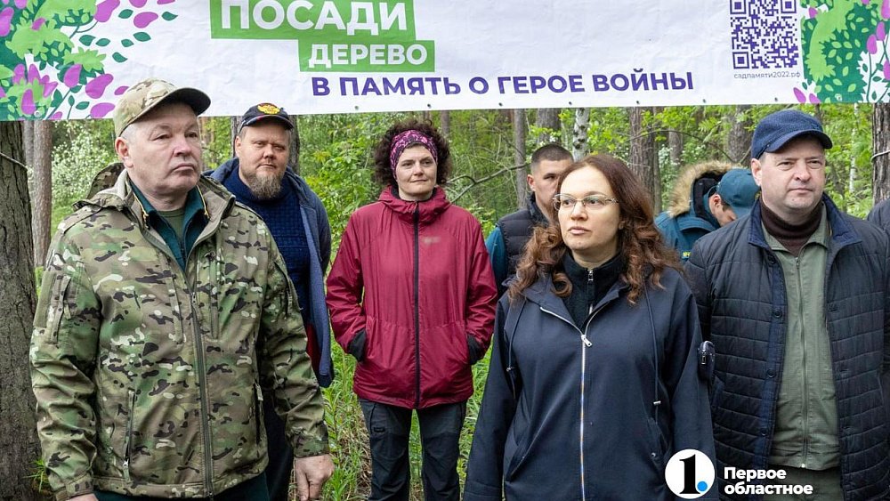 В городском бору Челябинска высадили более 6 с половиной тысяч молодых сосен