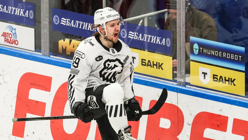 Форвард «Трактора» Максим Шабанов претендует на приз «Золотая клюшка»