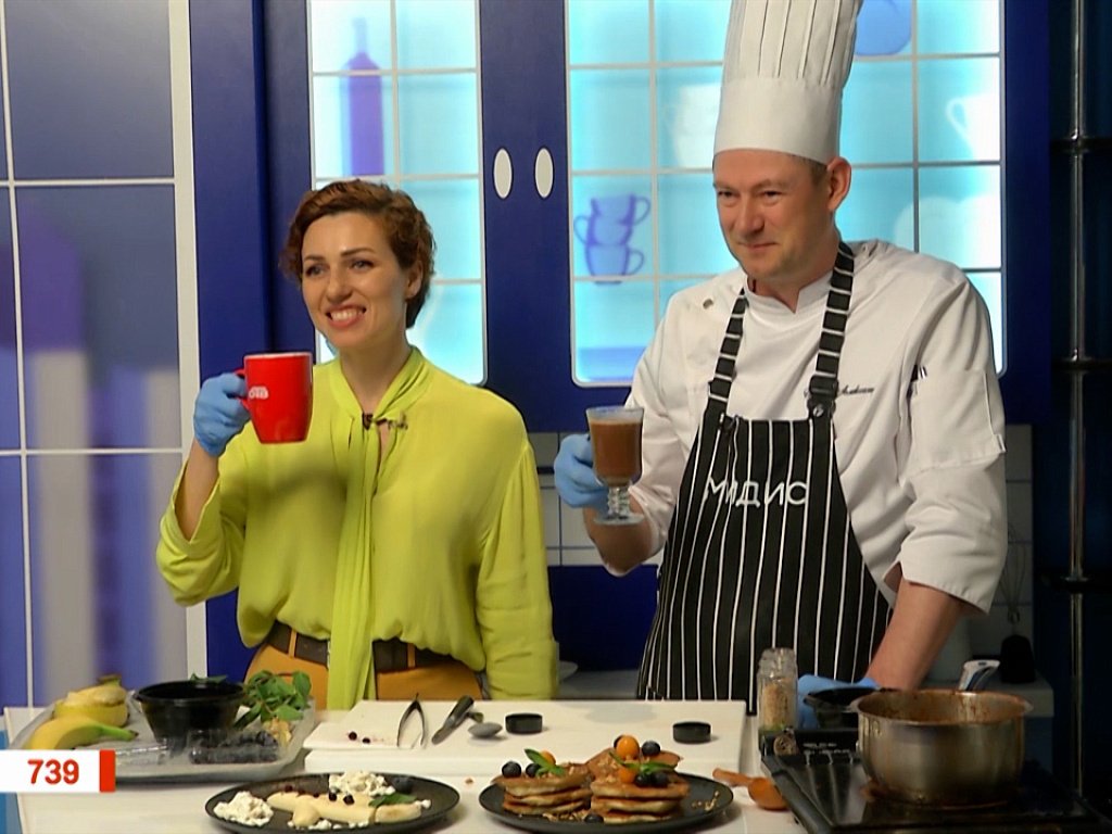 Готовим панкейки и «банан-самолет»