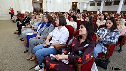 В Челябинске прошла конференция для женщин «БудьВТеме»