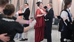 В «Ночь музеев» челябинцам показали световое шоу, спектакли и брейк‑данс‑батл