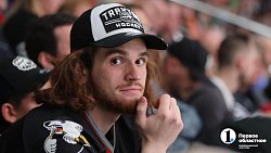 «Трактор» забуксовал — проиграл третий матч подряд «Локомотиву» в финале Кубка Гагарина