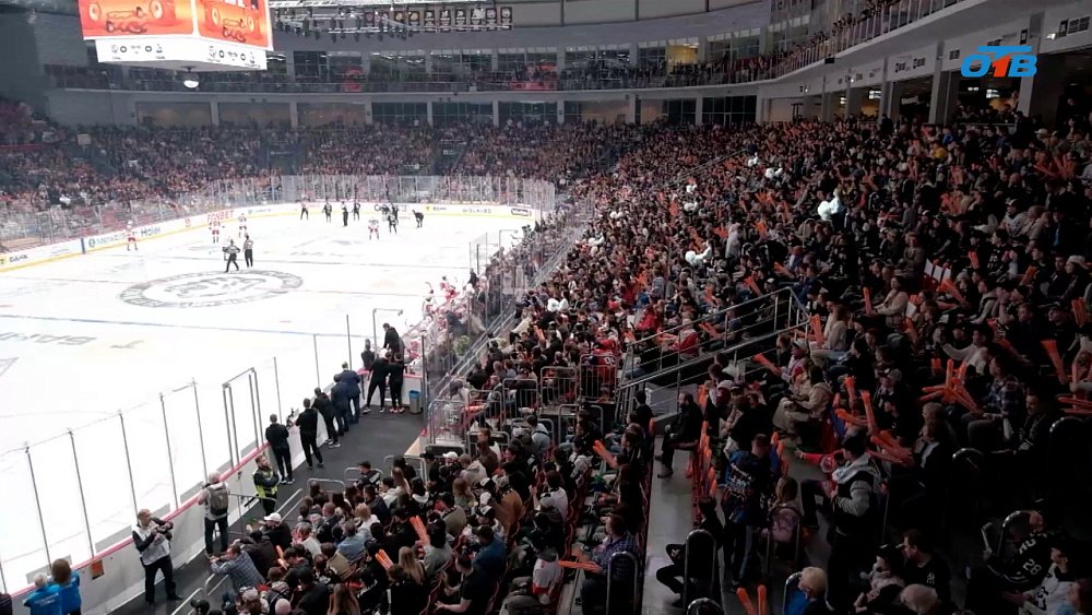 «Трактор» уступил «Локомотиву»