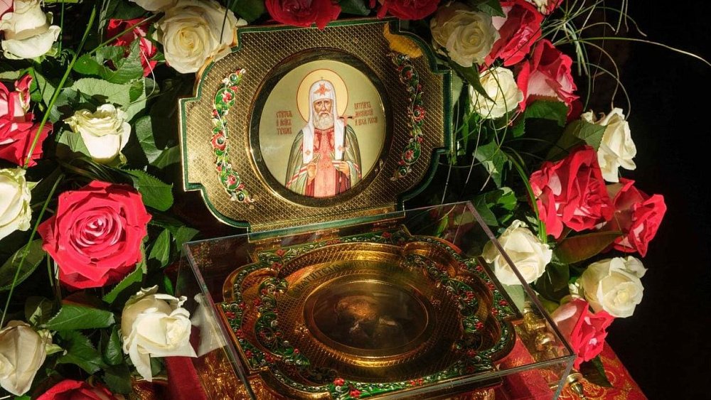 Мощи патриарха Тихона доставят в собор Рождества Христова в Челябинске