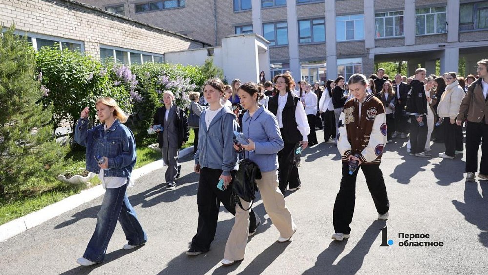 В Челябинске стартовал основной период сдачи ЕГЭ
