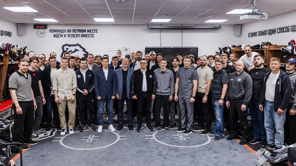 Алексей Текслер поблагодарил ХК «Трактор» за сезон и яркие эмоции, которые подарили хоккеисты