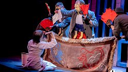 Челябинцам показали первый в России кукольный спектакль «Зойкина квартира»