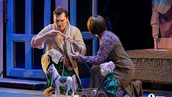 Челябинцам показали первый в России кукольный спектакль «Зойкина квартира»