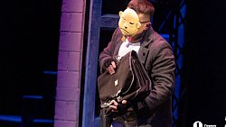 Челябинцам показали первый в России кукольный спектакль «Зойкина квартира»