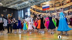 Турнир по спортивным бальным танцам в Копейске собрал более 800 участников