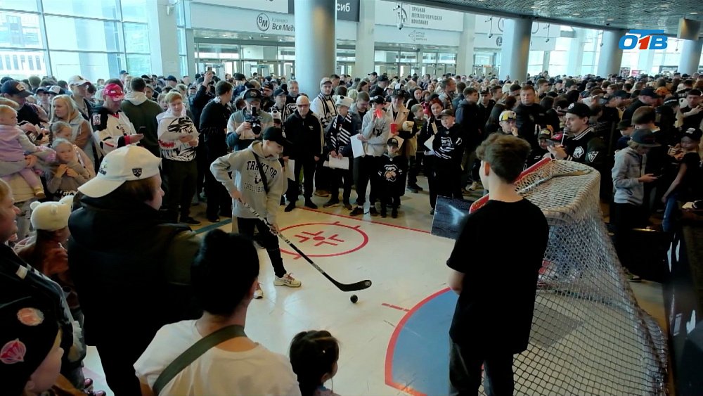 Игроки «Трактора» закрыли сезон с болельщиками