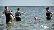 С наступлением теплых дней челябинцы потянулись на пляжи