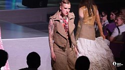 «Сочетание гламура и гадости»: какую одежду делают молодые дизайнеры из Челябинска