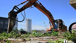 Центр Челябинска «утонул» в перекрытиях дорог