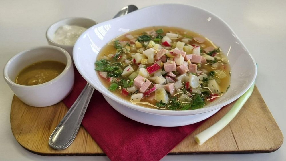 Кому нельзя есть окрошку