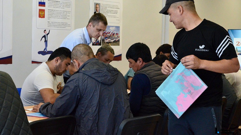 В Центре адаптации иностранных граждан Челябинской области рассказали о лекциях для мигрантов