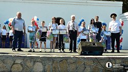 Полиция поздравила челябинских ребятишек с Днем защиты детей