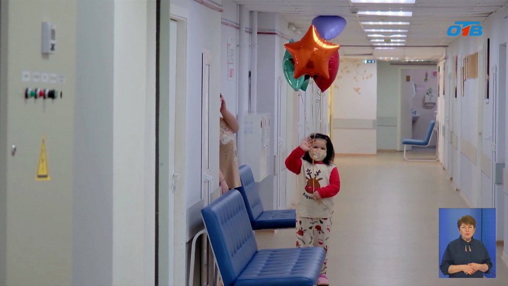 Главное — дети: юным пациентам отделения онкопомощи подарили праздник