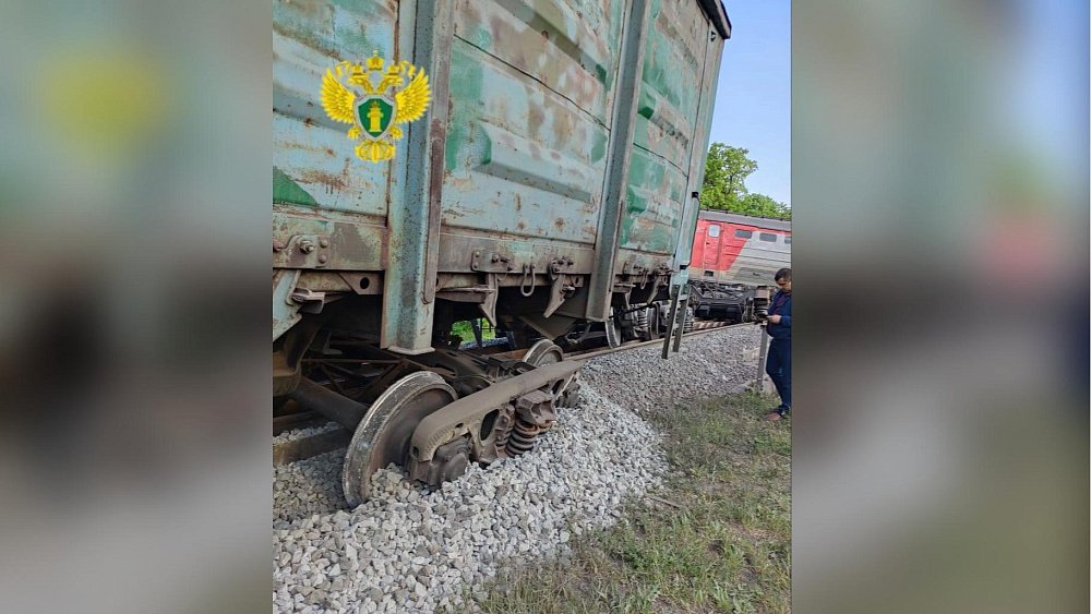 Причиной обрушения мостов в Брянской и Курской областях стал подрыв опор