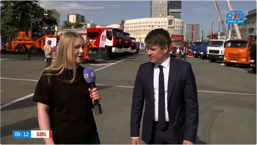 Парад дорожной техники в «Прямом включении»