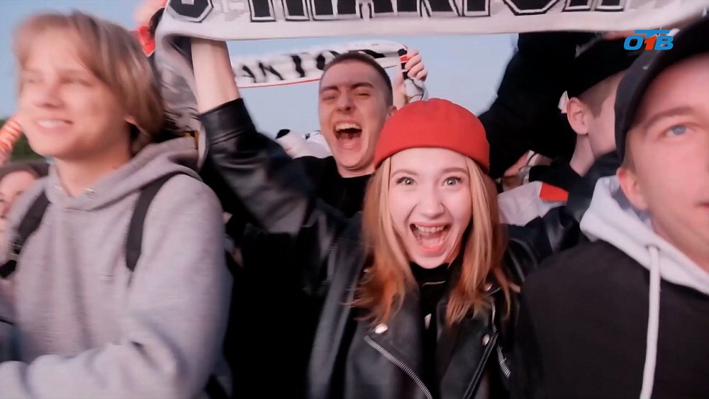 Челябинцы массово выходят болеть за «Трактор»