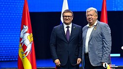 Алексей Текслер поблагодарил депутатов 7‑го созыва ЗСО за командную работу