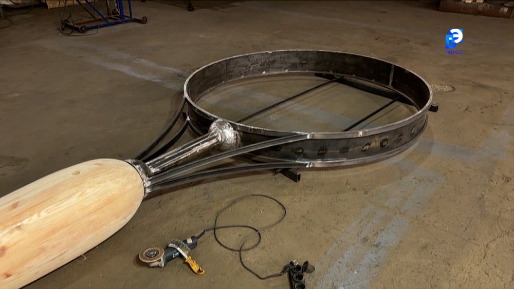 В Миассе появится арт-объект в виде гигантской лупы