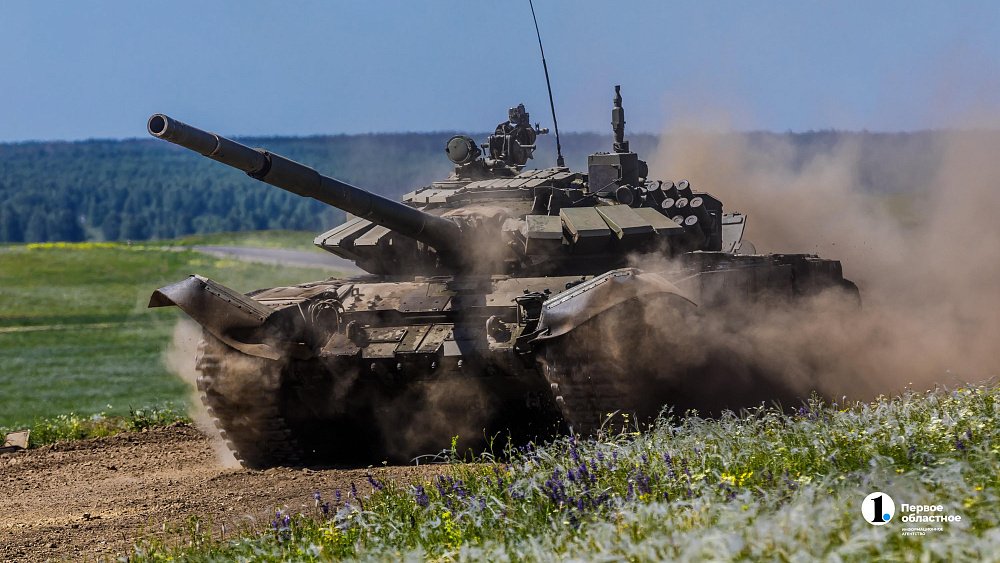 Челябинские танкисты наступают в Днепропетровской области