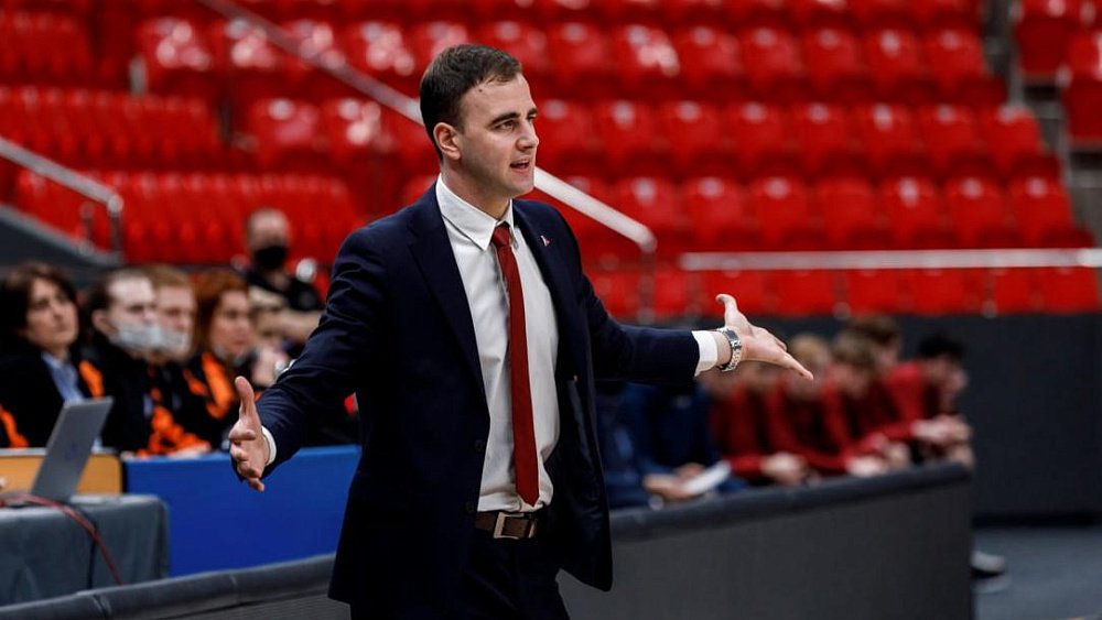 Баскетбольный клуб «Челбаскет» возглавил сербский тренер Горан Вучкович