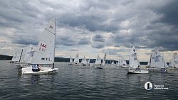 Более сотни экипажей вышли на старт парусной регаты путешественника Федора Конюхова