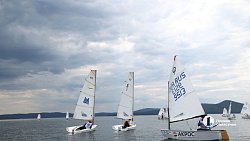 Более сотни экипажей вышли на старт парусной регаты путешественника Федора Конюхова