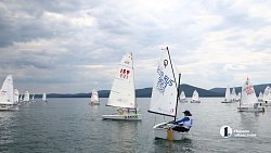 Более сотни экипажей вышли на старт парусной регаты путешественника Федора Конюхова