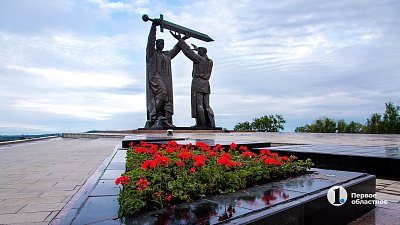 В Магнитогорске на День Победы 45‑го года малышей угощали самодельным мороженым