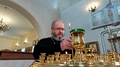 Отец Георгий Артарьян рассказал, как вера и молитва помогают приближать Победу