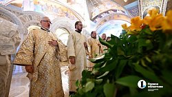 Челябинцы выстроились в очередь к мощам святителя Тихона