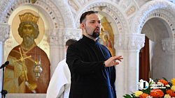 Челябинцы выстроились в очередь к мощам святителя Тихона