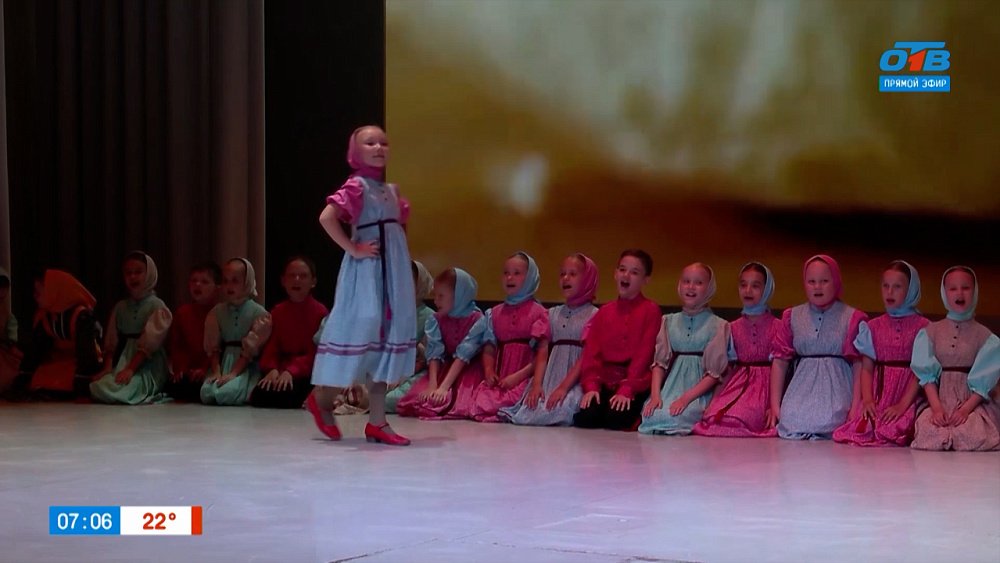 Расскажем о хореографическом спектакле «Жить на Урале — ни тоски, ни печали» в сюжете «Уральские праздники»
