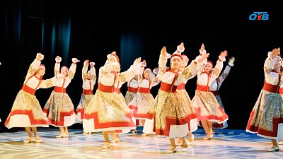 В Челябинске прошел первый Всероссийский фестиваль-лаборатория фольклорного танца «Урал НьюФолк Вечора»