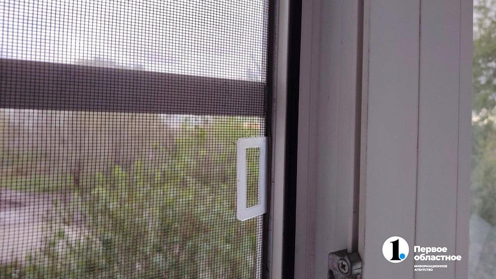 В Пласте возбуждено уголовное дело после падения ребенка из окна