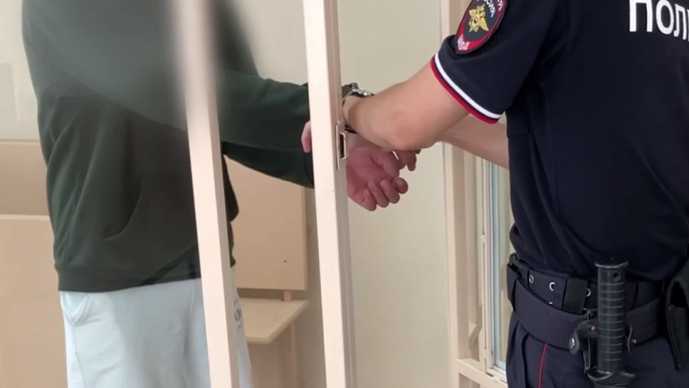 В Златоусте пьяный водитель сбил остановившего его гаишника