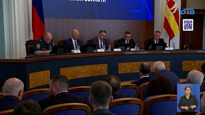 Алексей Текслер провел совещание с главами муниципалитетов и региональным правительством