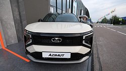 Алексею Текслеру на ПМЭФ‑2025 представили новый городской кроссовер Lada