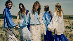 Дизайнер Алена Ахмадуллина провела съемку новой коллекции в Челябинской области