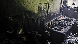 Челябинские пожарные спасли двух котов, надышавшихся угарным газом