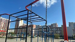 Челябинцы пожаловались на аварийную детскую площадку на Северо‑Западе