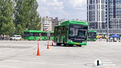 В Челябинске выбрали лучшего водителя автобуса региона